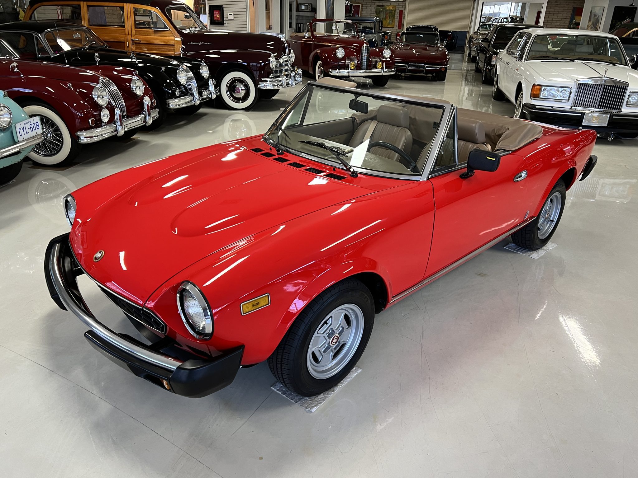 1981 Fiat Spider 2000 Classic Promenade