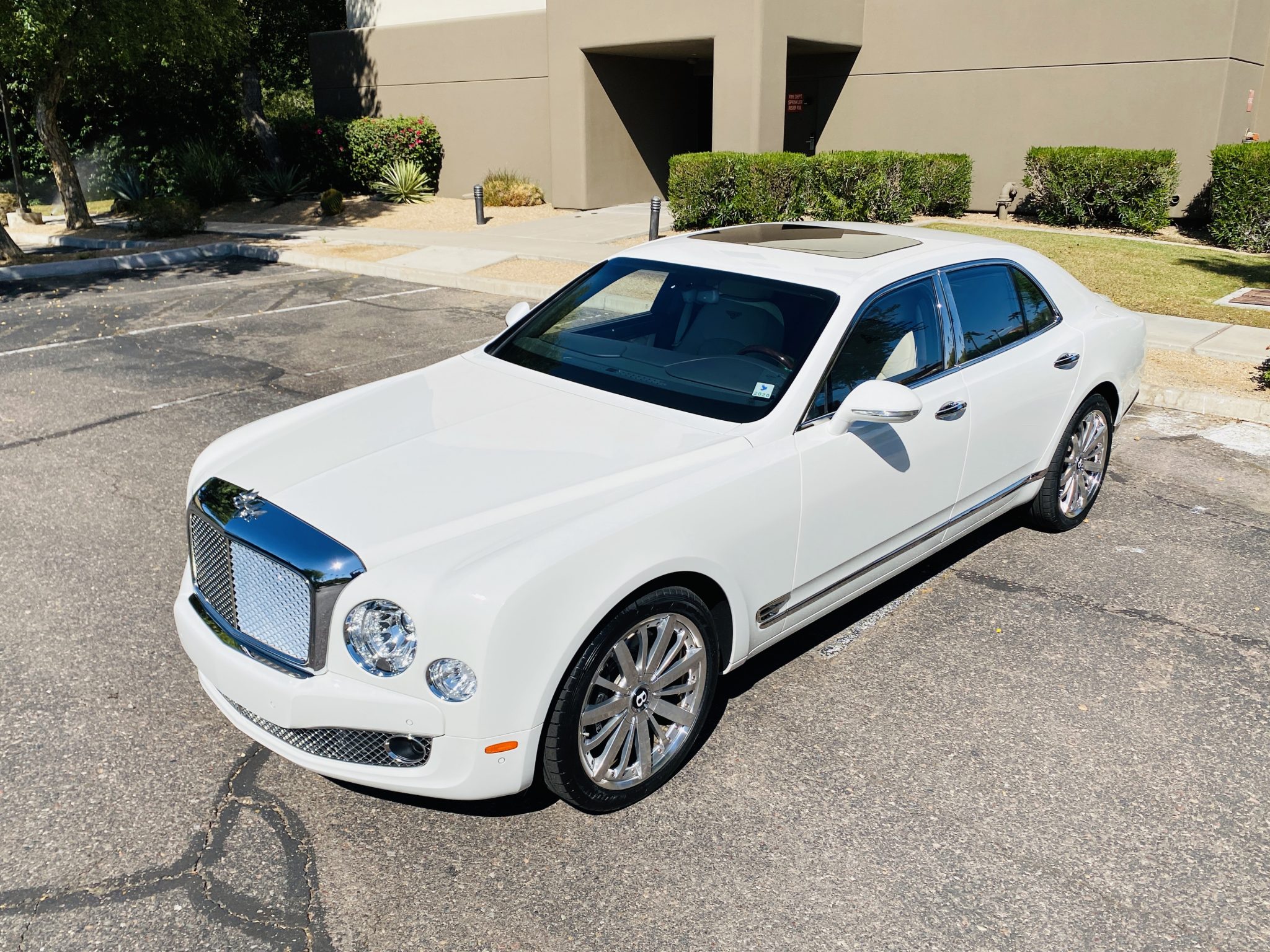 2013 Bentley Mulsanne Mulliner - Classic Promenade