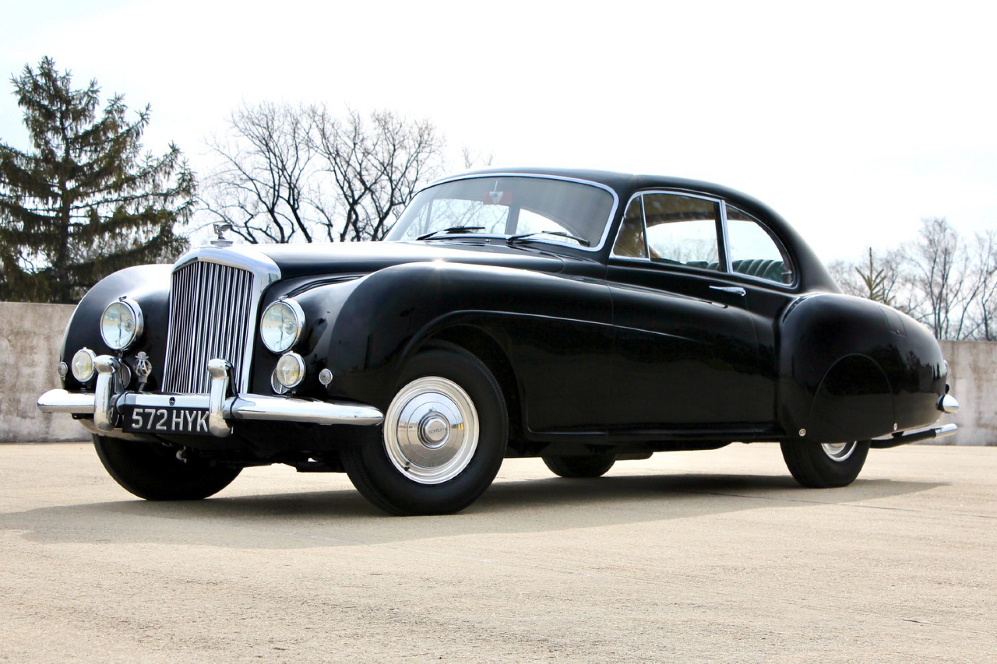 1954 Bentley R-Type Continental HJ Mulliner - Classic Promenade