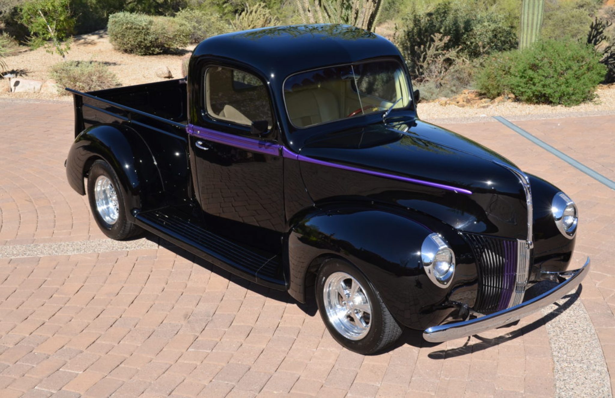 1940 Ford Custom Truck - Classic Promenade