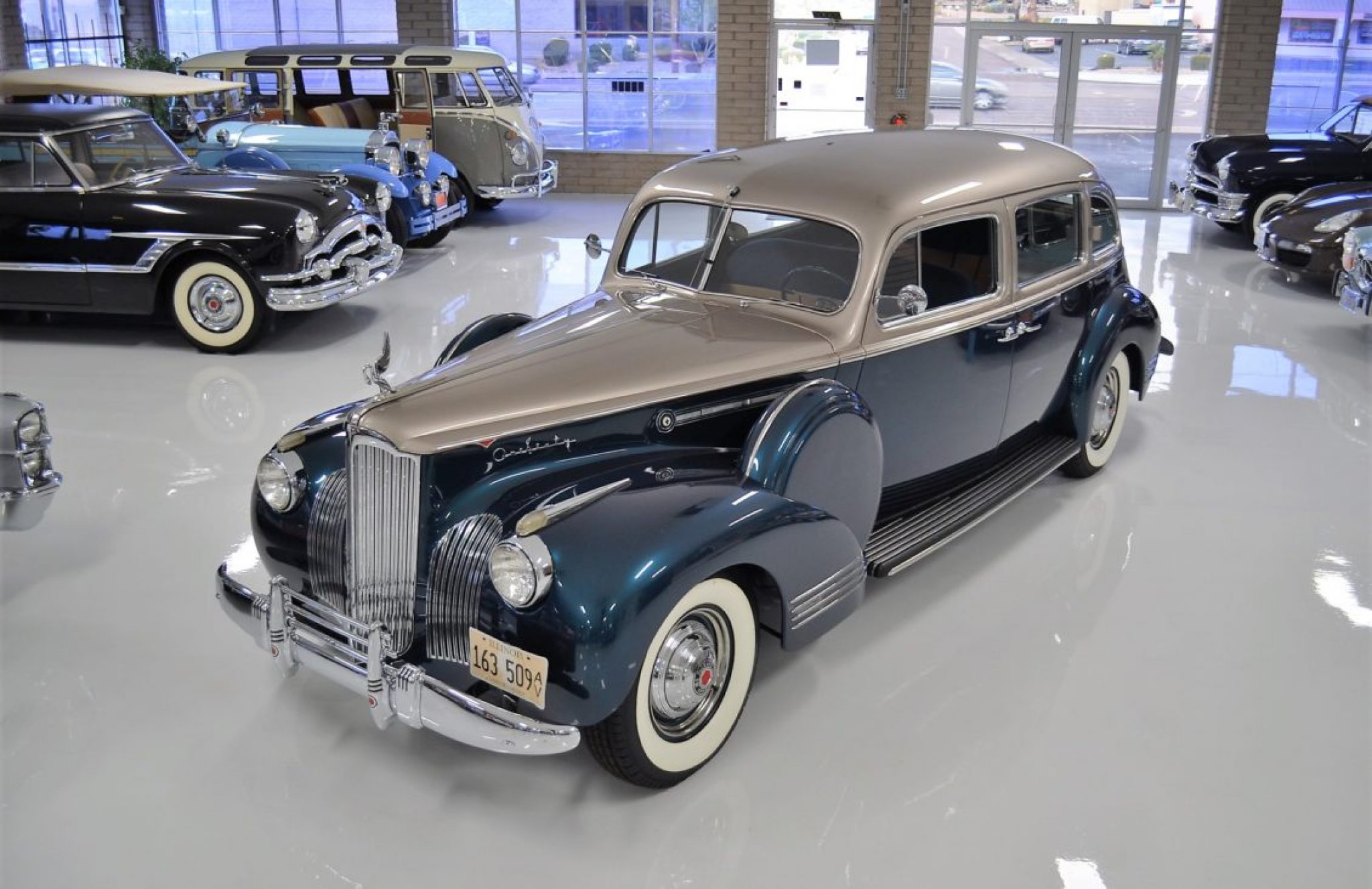 1941 Packard Super Eight 160 Sedan - Classic Promenade