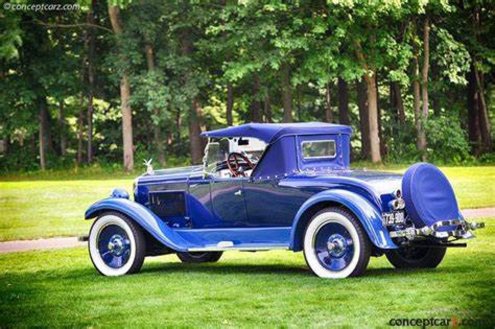 WIlls St Claire Archives Classic Promenade