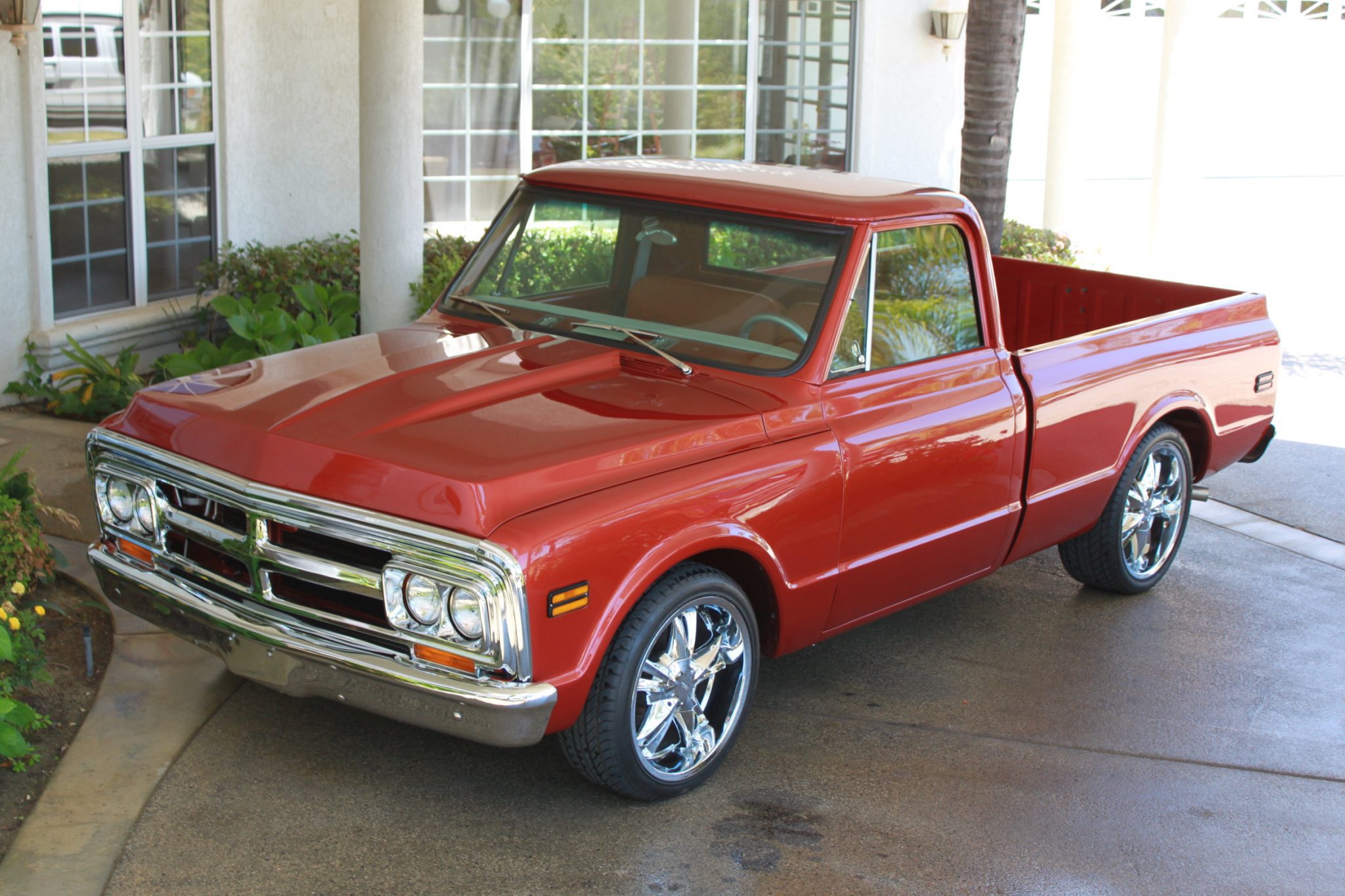 1972 GMC Custom 1/2 Ton Pick-Up, Show Winner!! - Classic Promenade