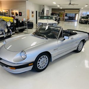 1987 Alfa Romeo Quadrifoglio Spider