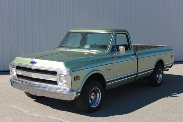 1970 Chevy C-10 Truck, Fully Restored, 350, Gorgeous! - Classic Promenade