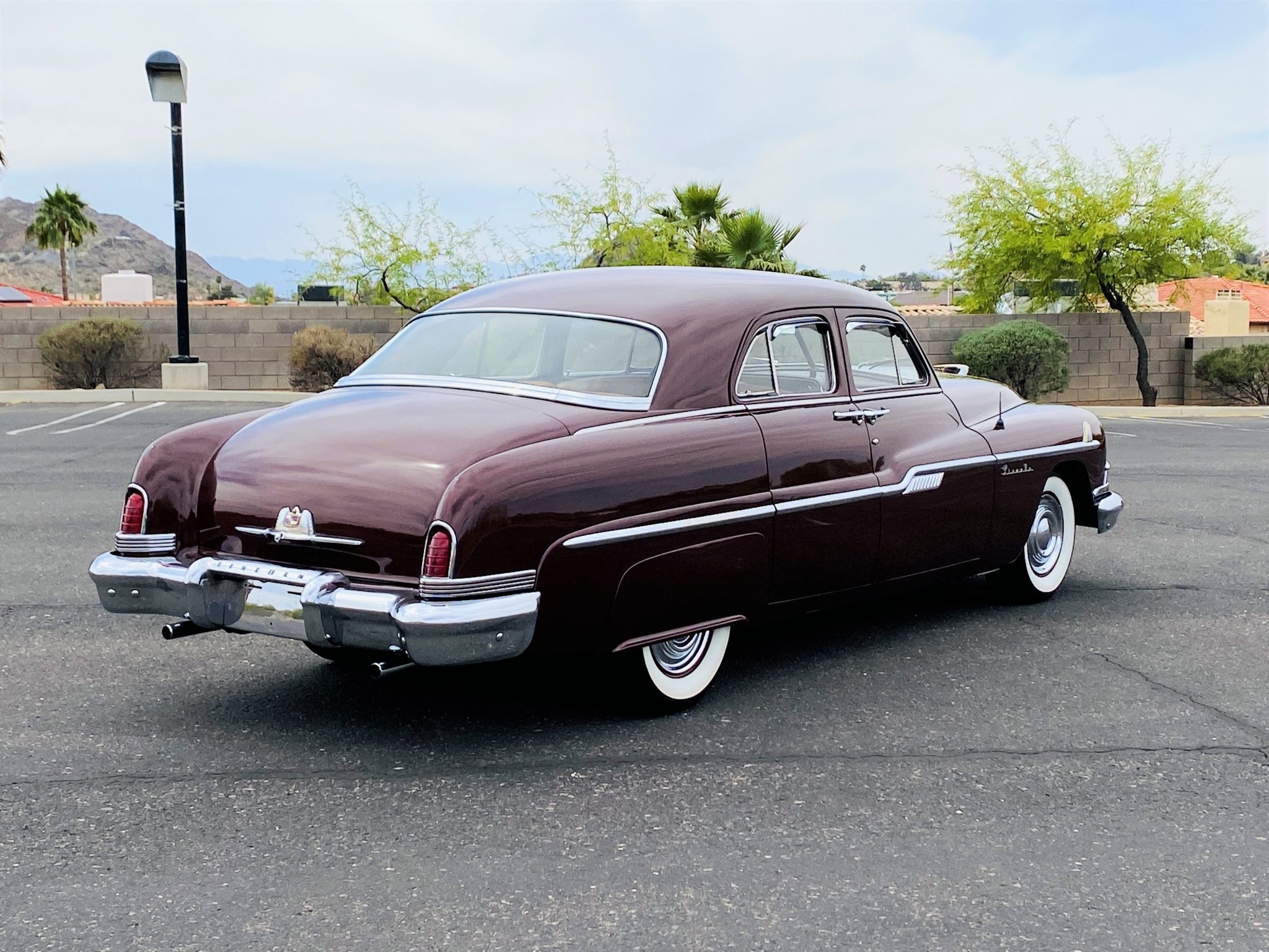 1951 Lincoln Sport Sedan - Classic Promenade