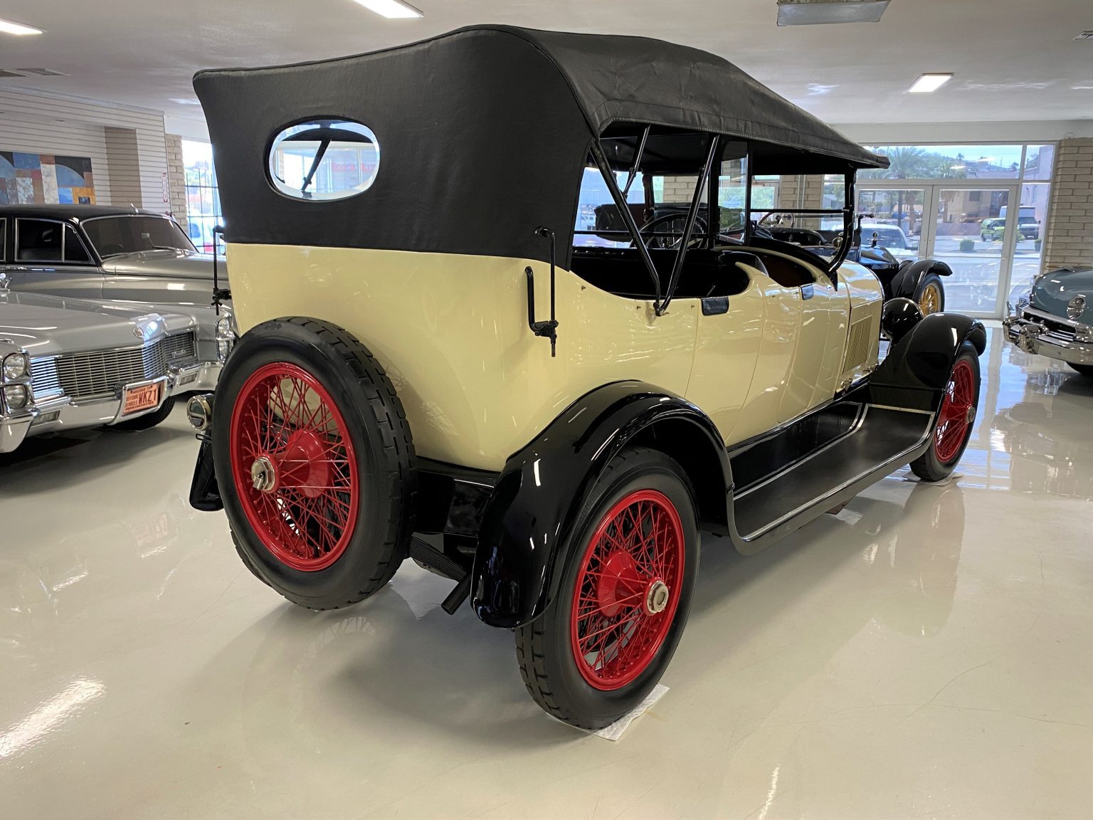 1922 Marmon Model 34B Touring - Classic Promenade