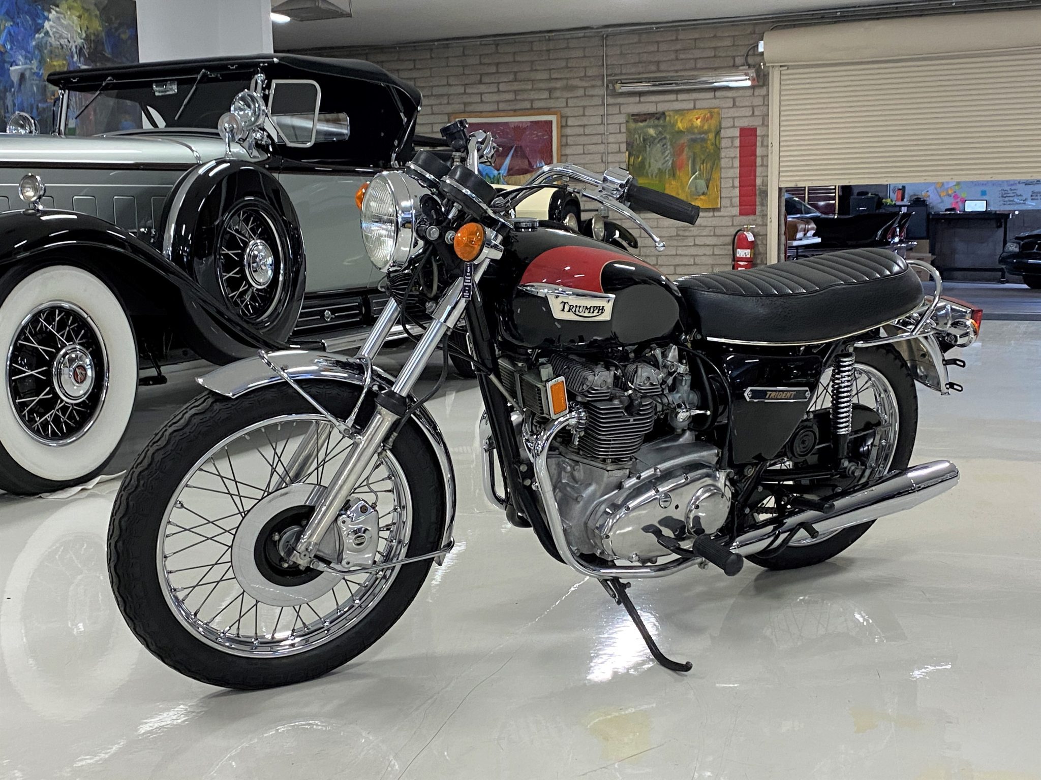 1975 Triumph Trident - Classic Promenade