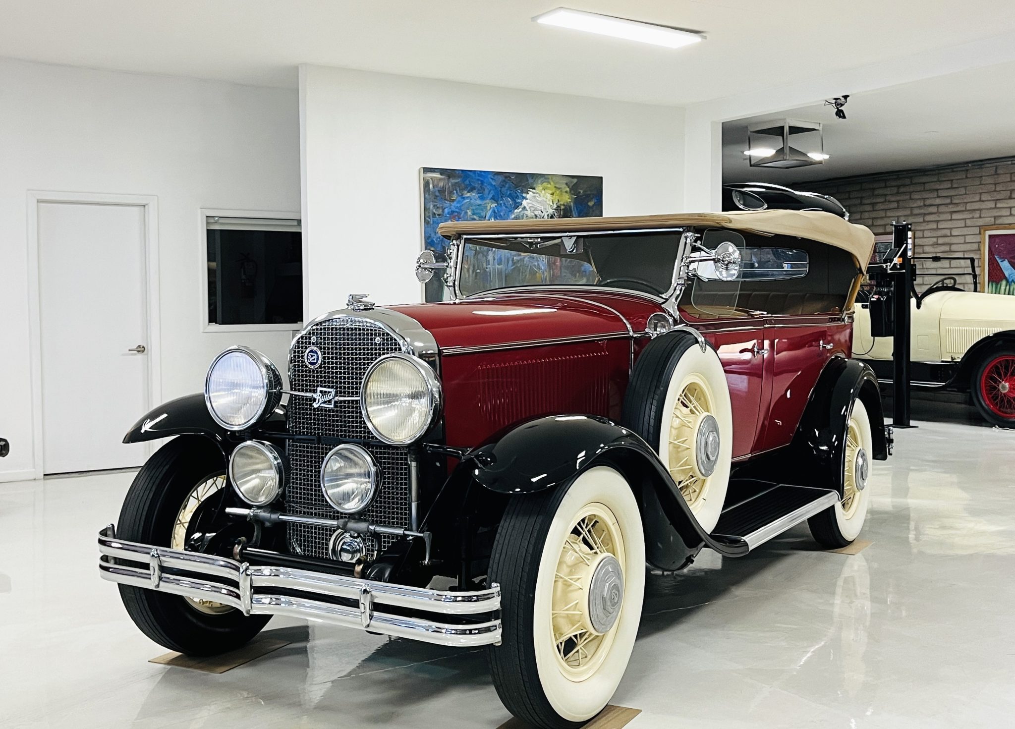 1931 Buick Series 60 Phaeton - Classic Promenade