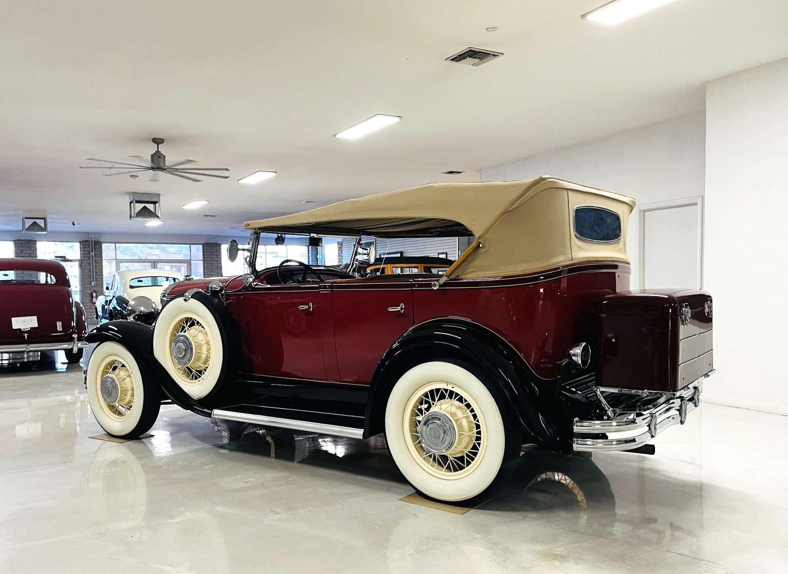 1931 Buick Series 60 Phaeton - Classic Promenade