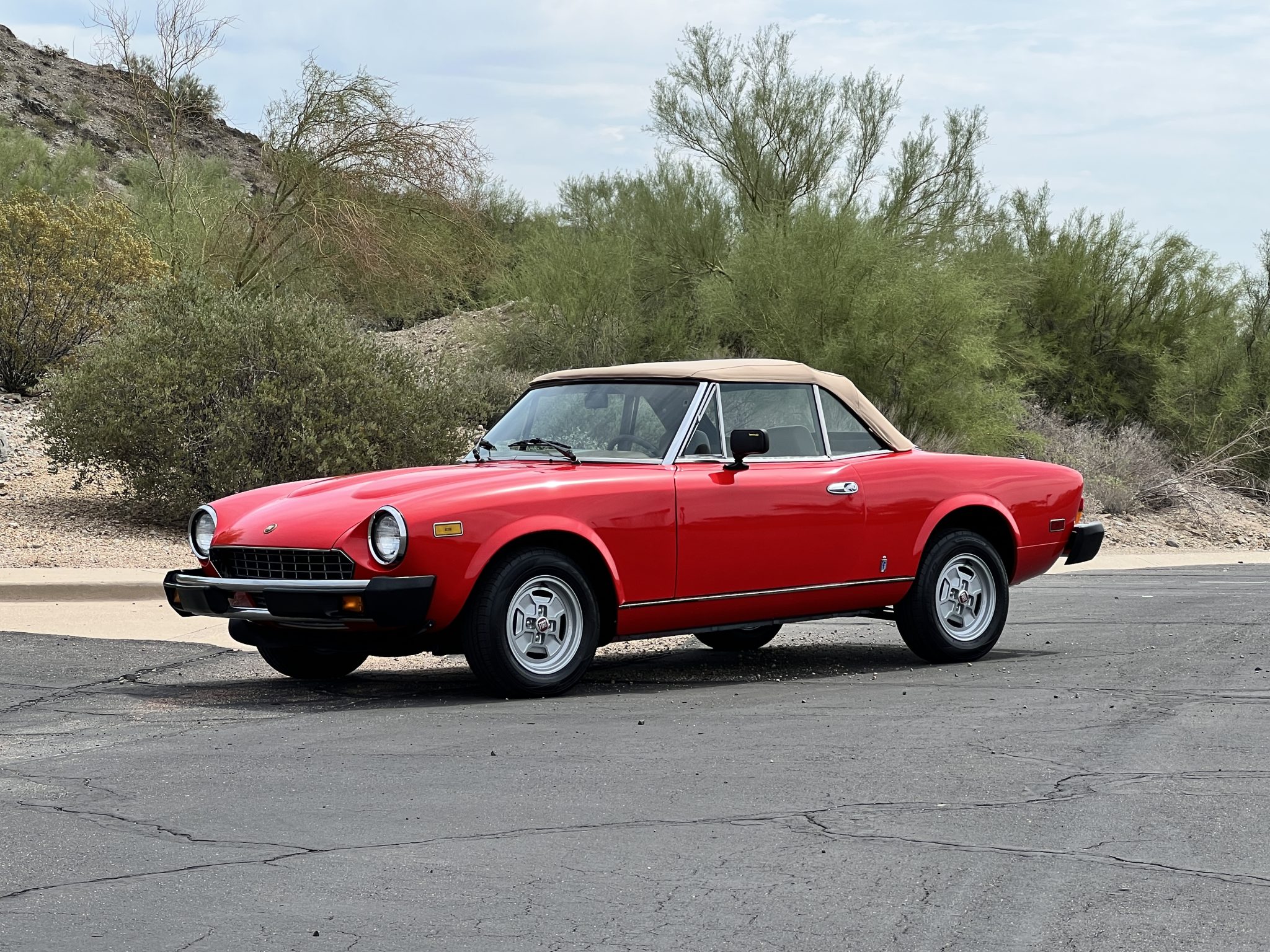 1981 Fiat Spider 2000 - Classic Promenade