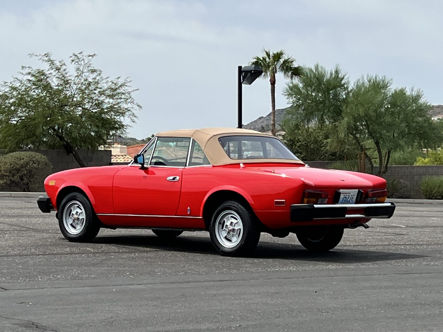 1981 Fiat Spider 2000 - Classic Promenade