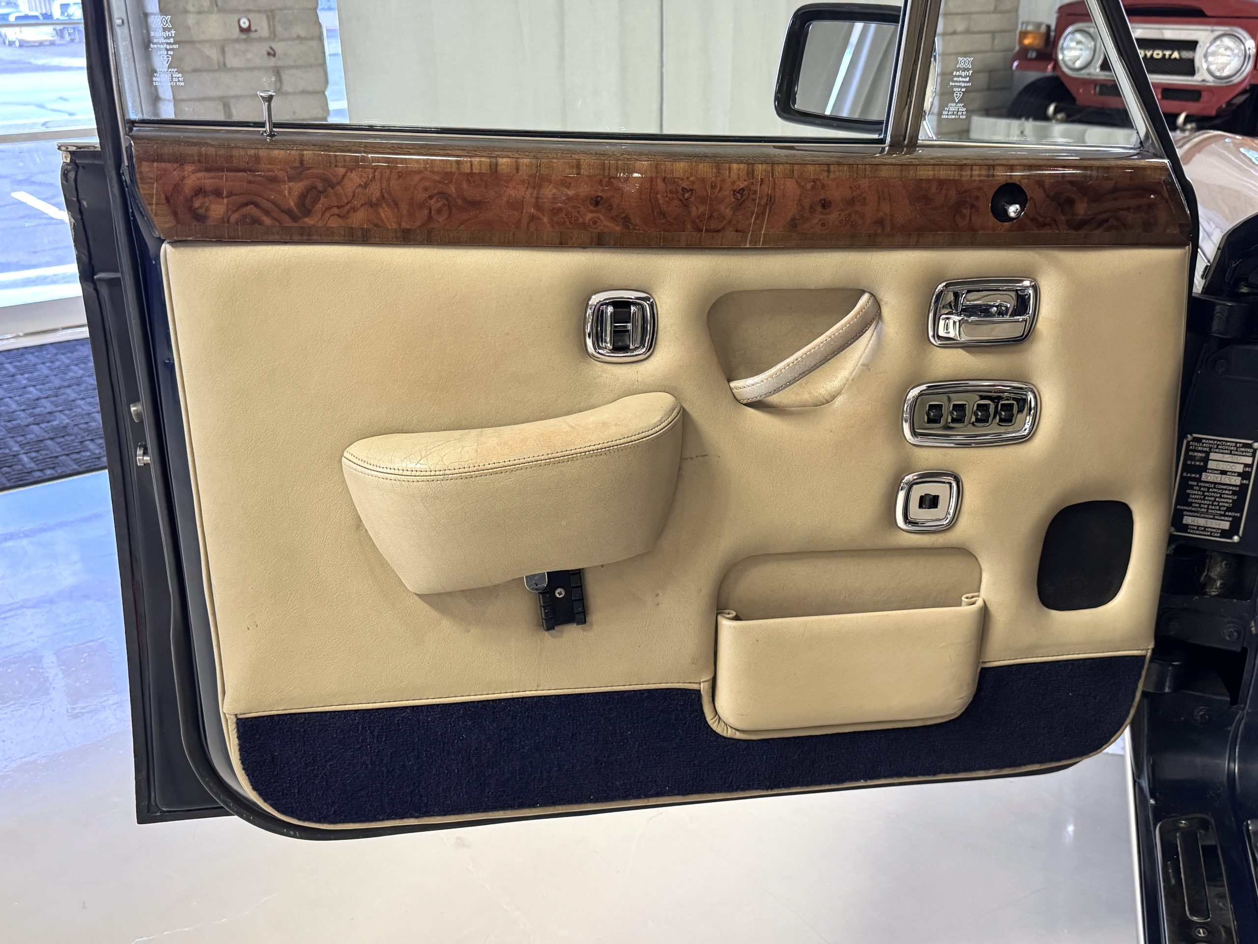 20251013 193307950 iOS 20251013 193307950 iOS