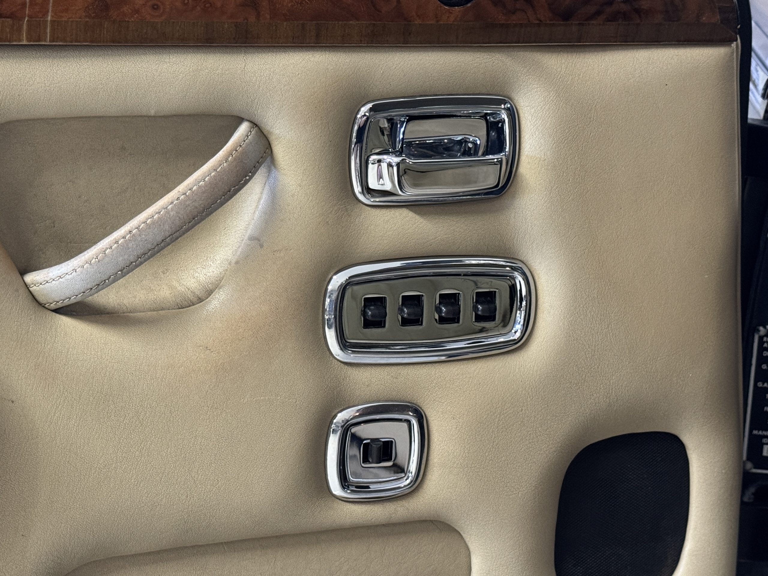 20251013 193319753 iOS 20251013 193319753 iOS