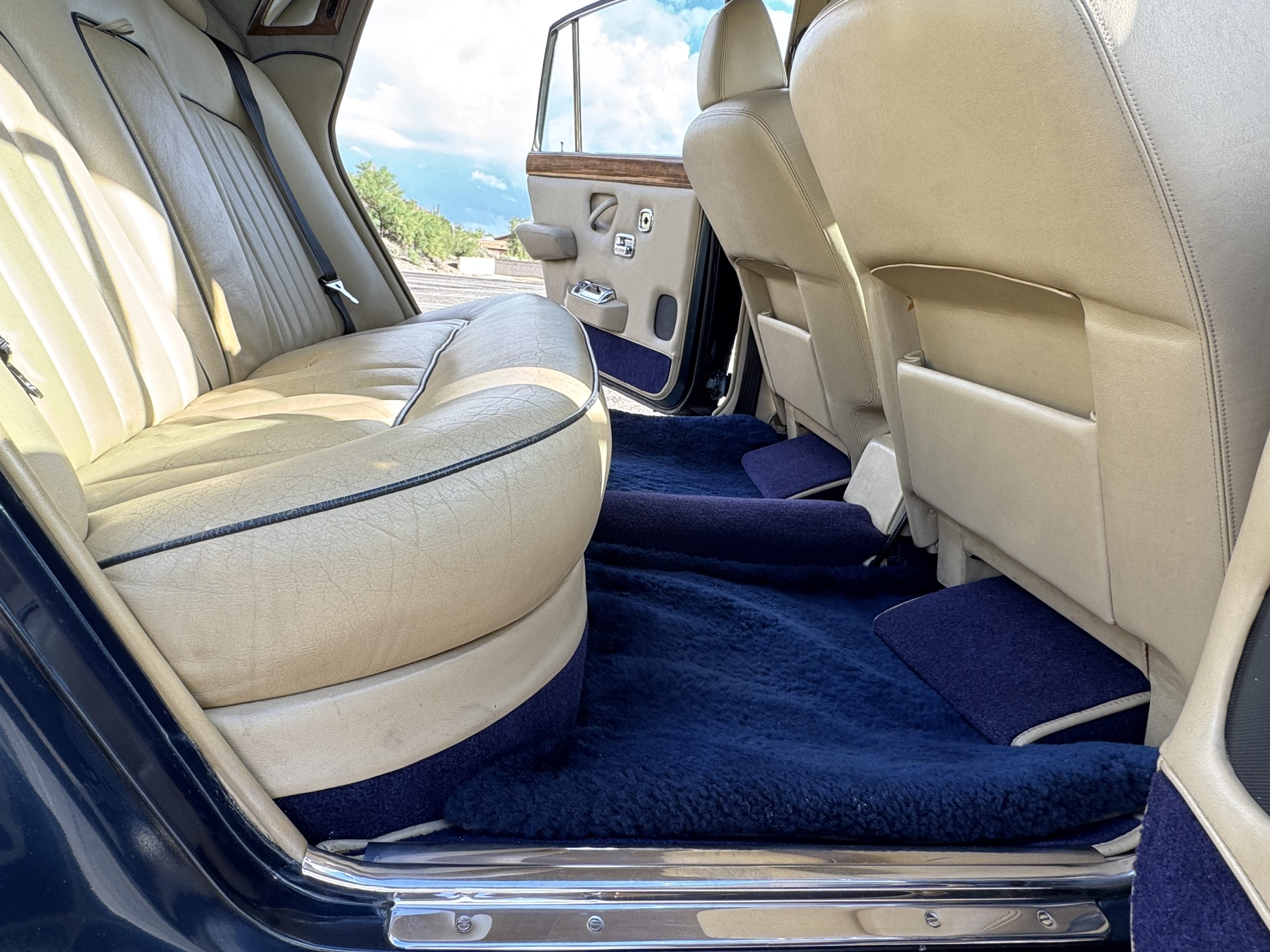 20251013 222309019 iOS 20251013 222309019 iOS