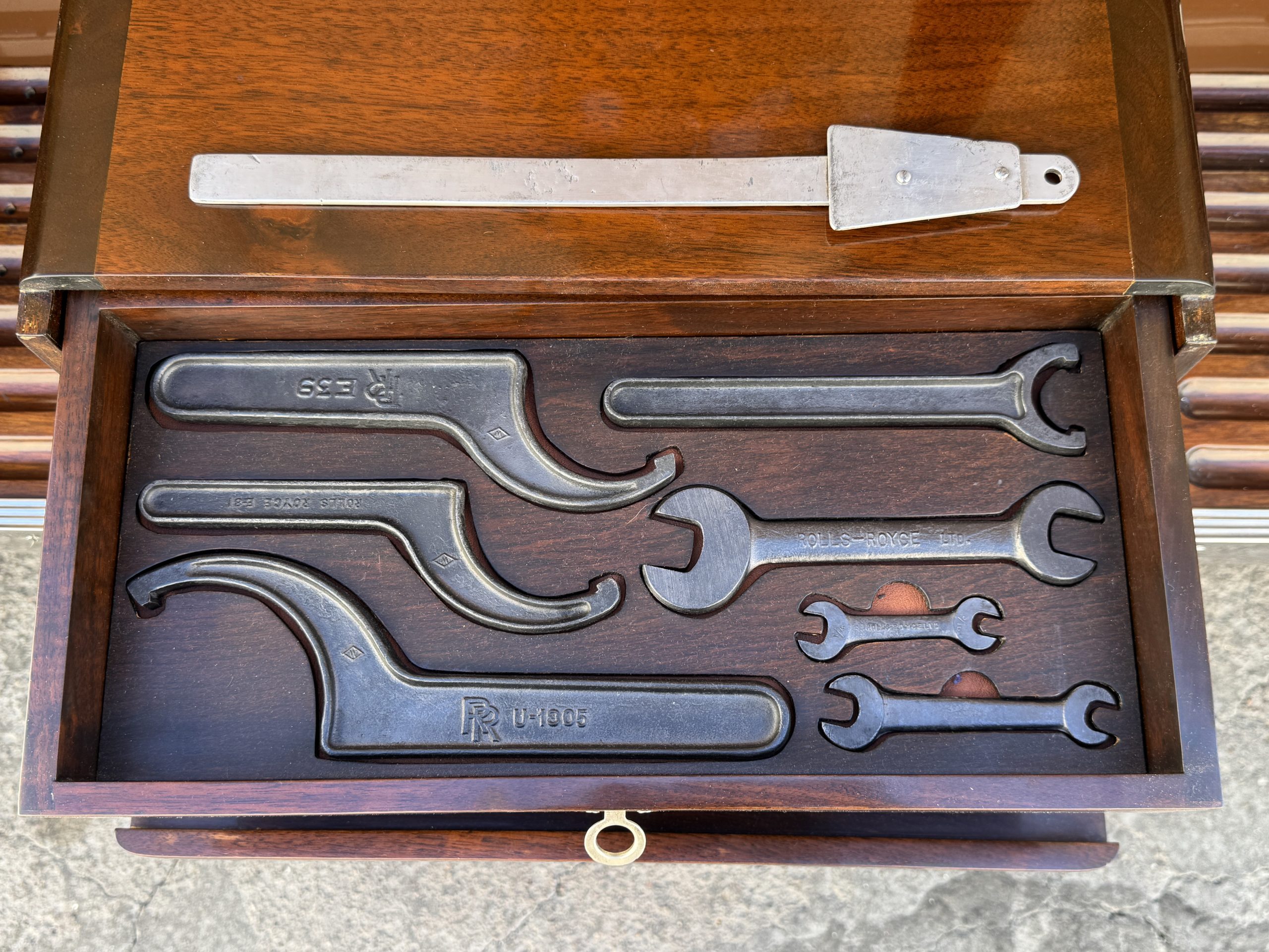 20251015 215353820 iOS 20251015 215353820 iOS