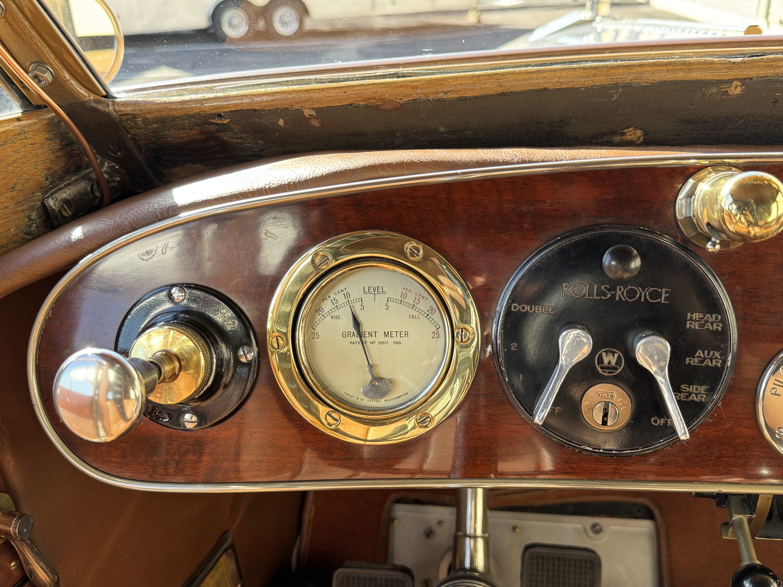 20251015 220420269 iOS 20251015 220420269 iOS