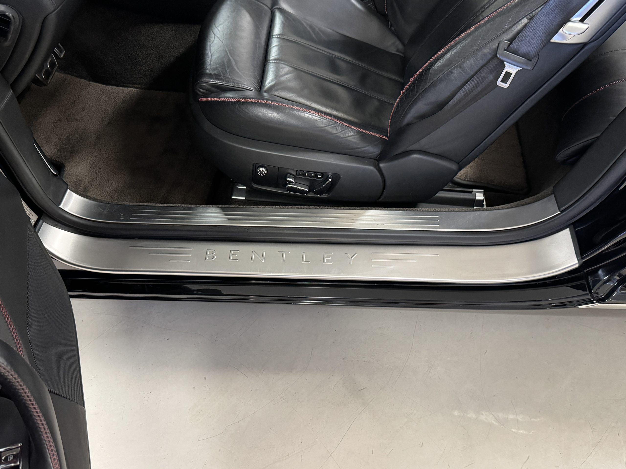 20251026 200423110 iOS 20251026 200423110 iOS