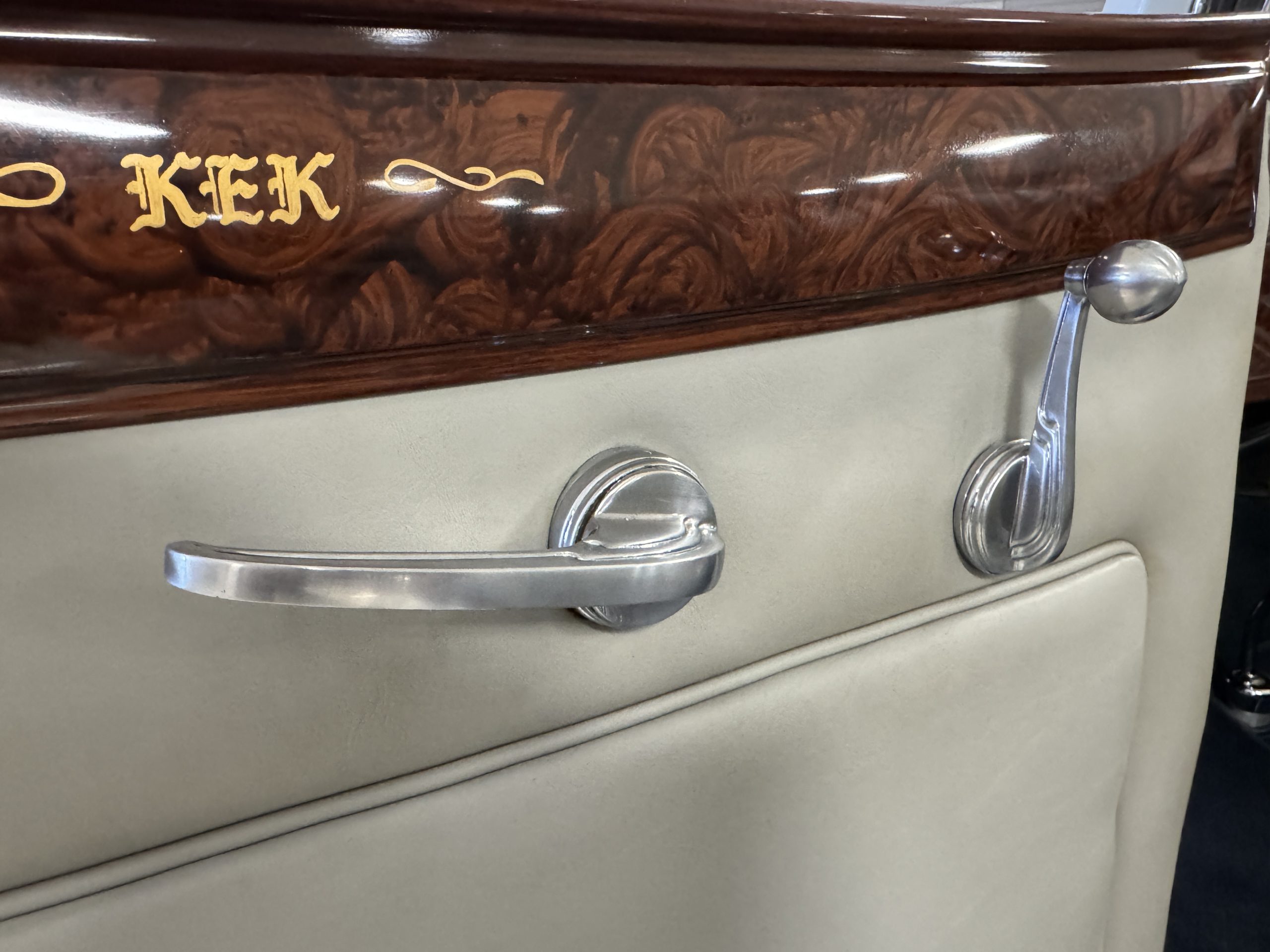 20251117 195514655 iOS 20251117 195514655 iOS