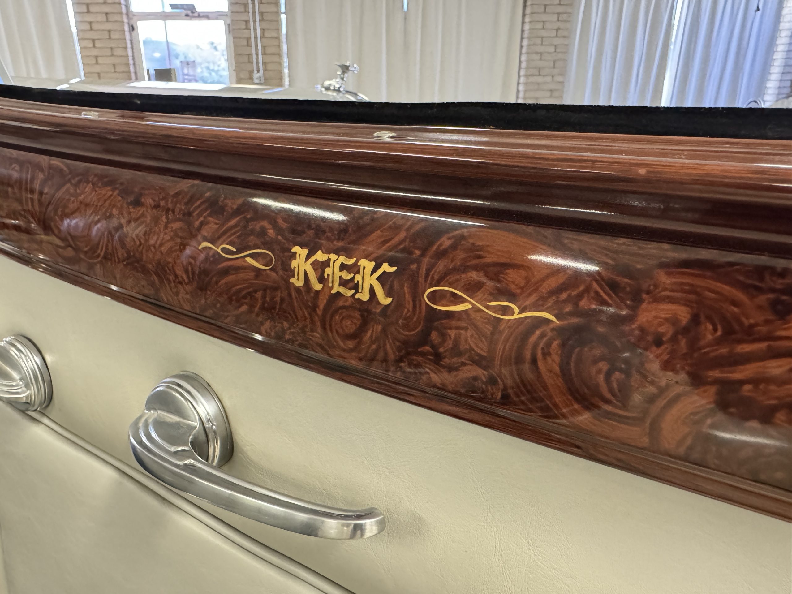 20251117 205300411 iOS 20251117 205300411 iOS