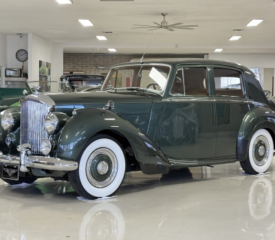 1953 Bentley R-Type Saloon